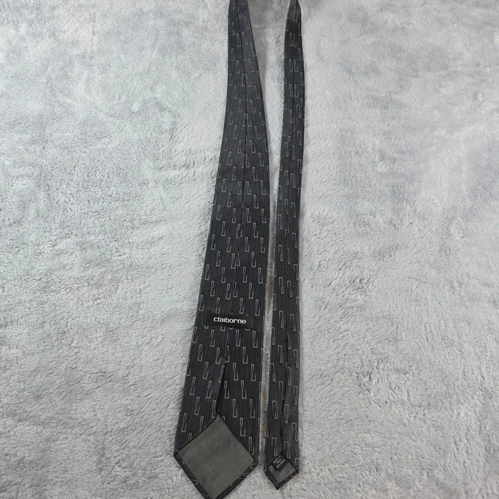 Claiborne‎ Men Charcoal Grey Silk Tie Geometric Rectangle Pattern Made In Italy